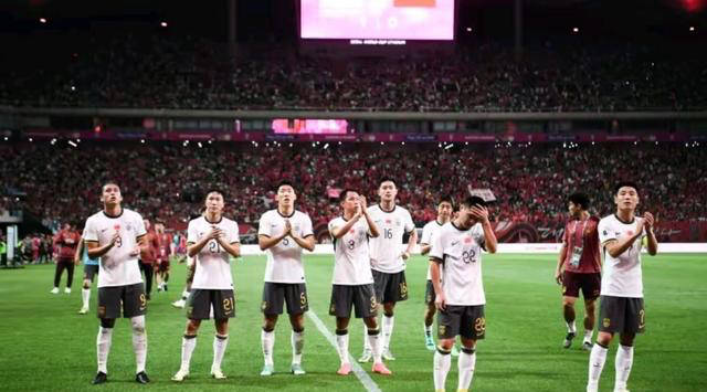 中国足球青训著名教练走出国门，推动国际交流合作的简单介绍