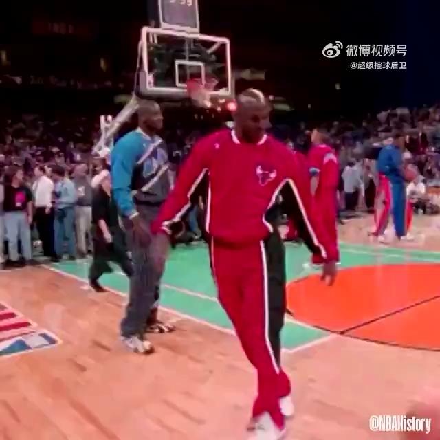 关于历史脚步：那些永载记忆的NBA经典瞬间的信息