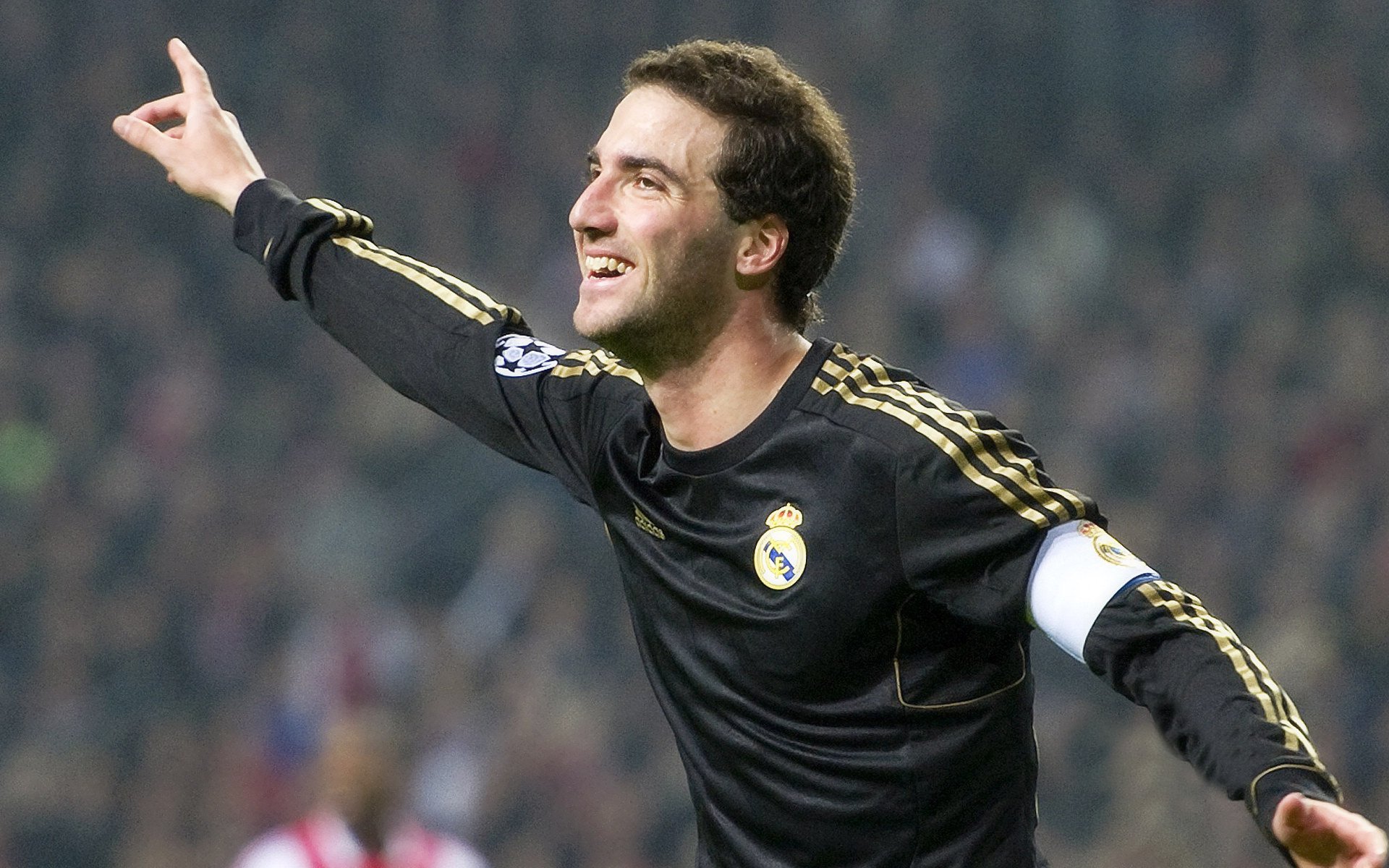 恩多耶-布鲁阿尔冲刺阶段展现王者气质，恩布里奥百度百科