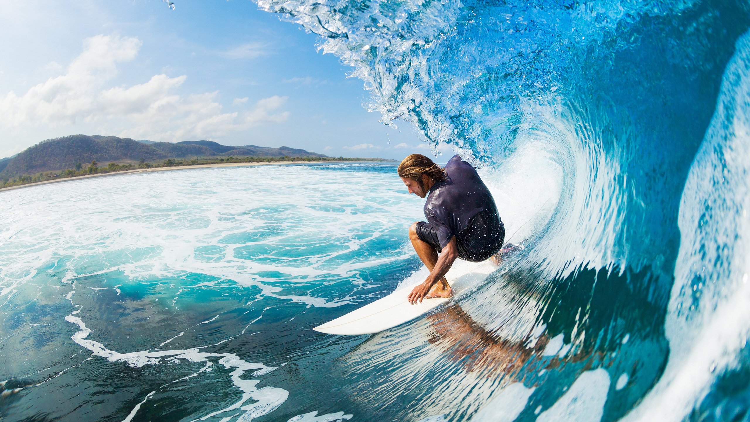 米兰体育官方下载-广州德比再次上演申花胜出，广州德比集锦